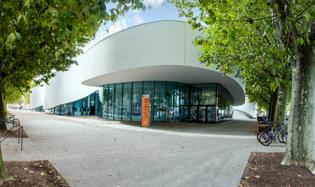 Architecture - Vue de face du Puzzle - Bibliothèque de Thionville