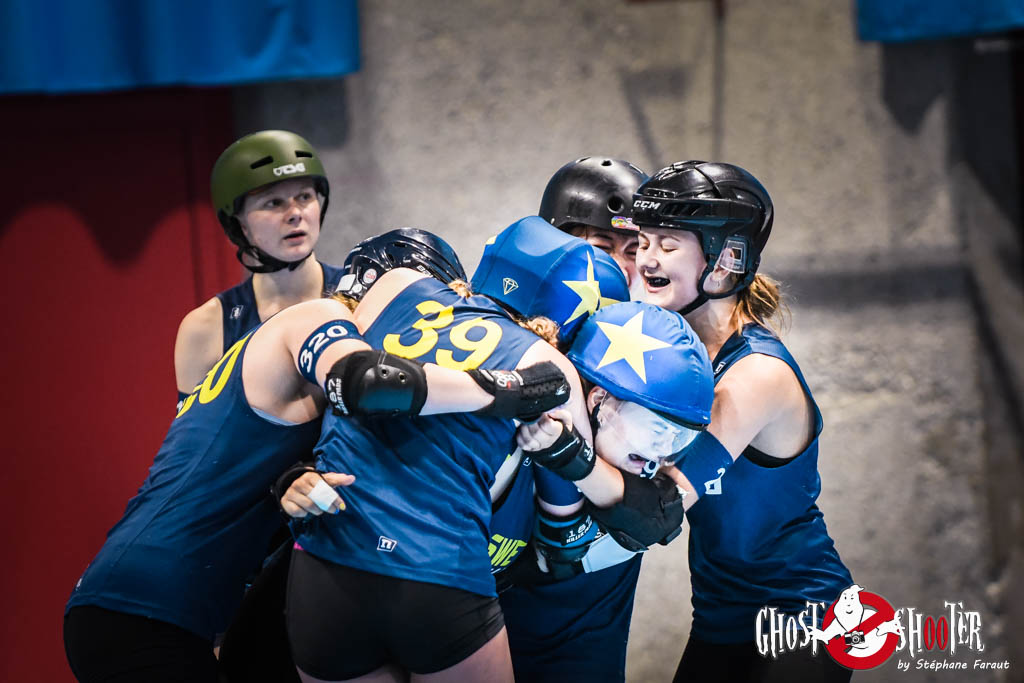 Junior Roller Derby World Cup - End of match Sweden vs Canada